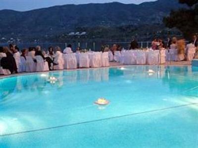 фото отеля Golden View Beach Hotel Poros