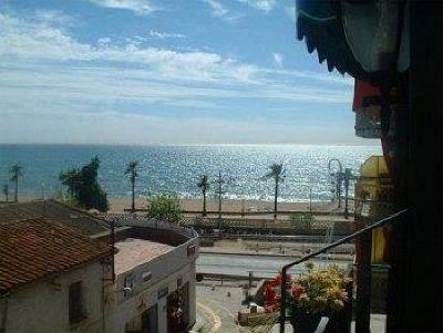 фото отеля Pension Mitus Canet De Mar