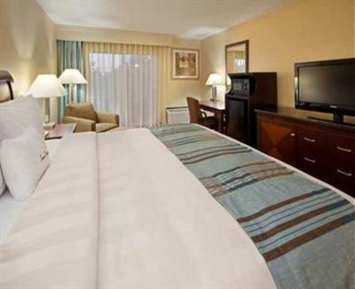 фото отеля DoubleTree by Hilton Hotel Livermore