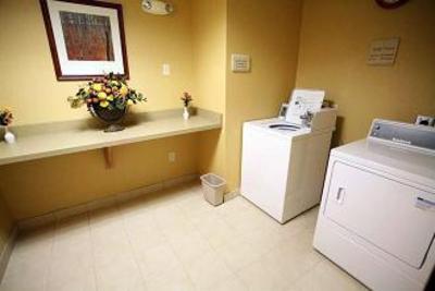 фото отеля Hilton Garden Inn Elkhart