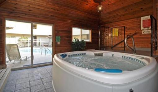 фото отеля BEST WESTERN Rivertree Inn