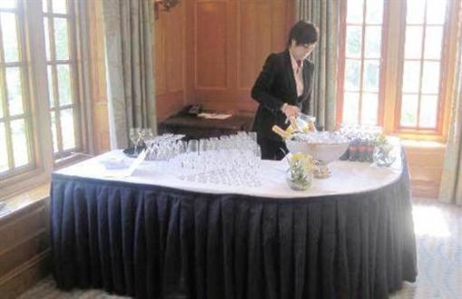 фото отеля Pennyhill Park Hotel Bagshot