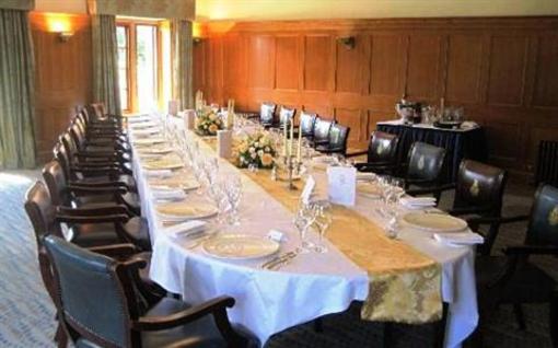 фото отеля Pennyhill Park Hotel Bagshot