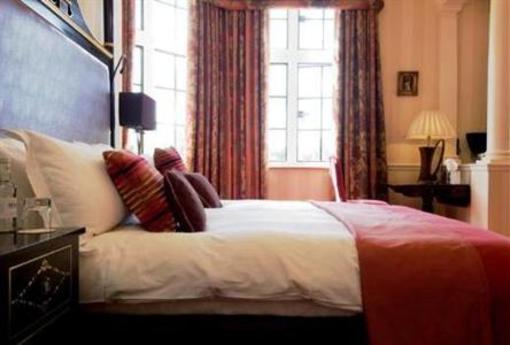 фото отеля Pennyhill Park Hotel Bagshot