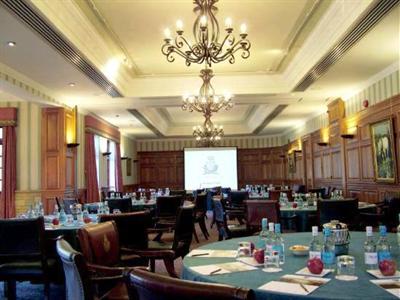 фото отеля Pennyhill Park Hotel Bagshot