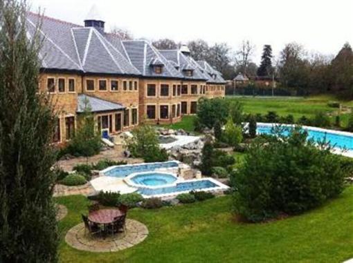 фото отеля Pennyhill Park Hotel Bagshot