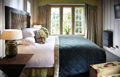 фото отеля Pennyhill Park Hotel Bagshot