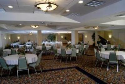 фото отеля BEST WESTERN PLUS Grand Seasons Hotel