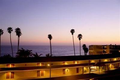 фото отеля Seacrest Oceanfront Hotel