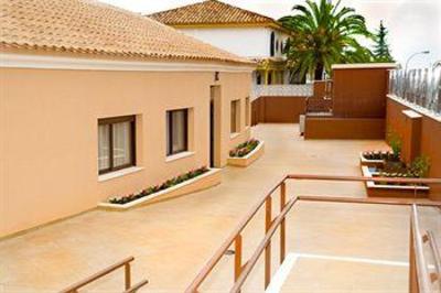 фото отеля Apartamentos Turisticos La Castilleja