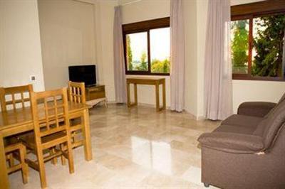 фото отеля Apartamentos Turisticos La Castilleja