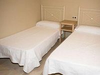 Apartamentos Turisticos La Castilleja