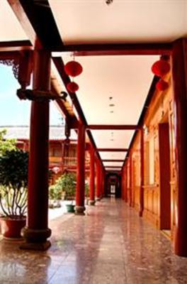 фото отеля Lijiang Wangfu Hotel