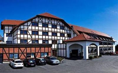 фото отеля Lindner Hotel Eifeldorf Gruene Hoelle Nuerburgring
