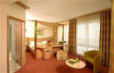 фото отеля Kronen Hotel Stuttgart