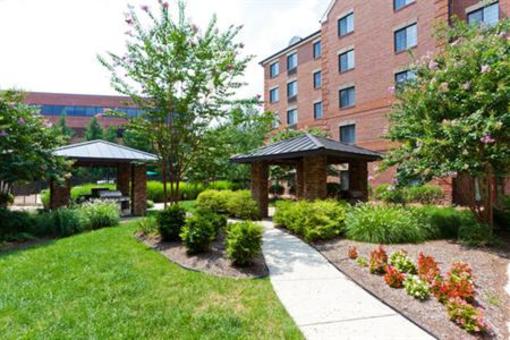 фото отеля Staybridge Suites McLean-Tysons Corner