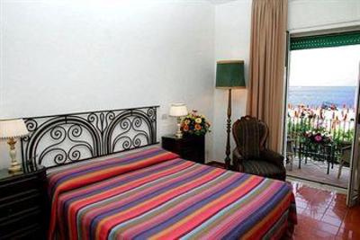 фото отеля Hotel Le Axidie Vico Equense