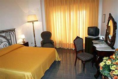 фото отеля Hotel Le Axidie Vico Equense