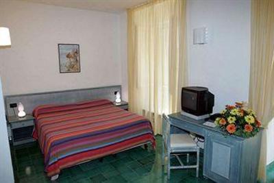 фото отеля Hotel Le Axidie Vico Equense