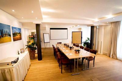 фото отеля Seehotel Leoni