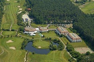 фото отеля Golf Resort Semlin am See