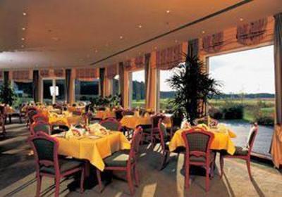 фото отеля Golf Resort Semlin am See