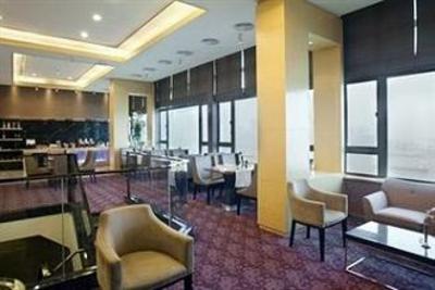 фото отеля Holiday Inn Riverside Wuhan