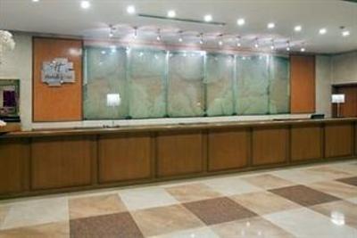 фото отеля Holiday Inn Riverside Wuhan