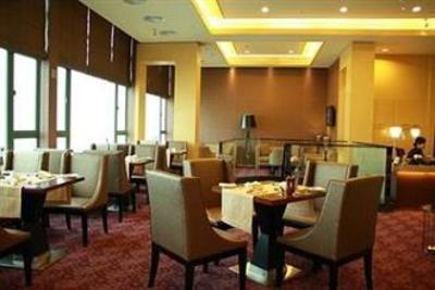 фото отеля Holiday Inn Riverside Wuhan