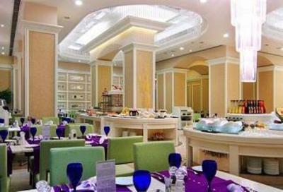 фото отеля Holiday Inn Riverside Wuhan