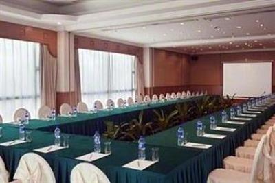 фото отеля Holiday Inn Riverside Wuhan