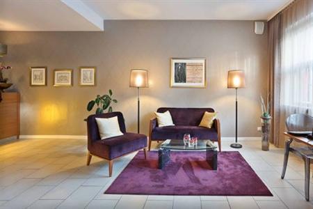 фото отеля Comfort Hotel Tom Kyle