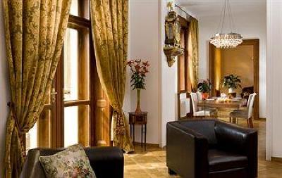 фото отеля Malostranska Residence