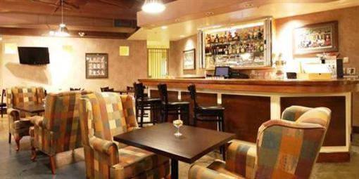 фото отеля Holiday Inn Canmore