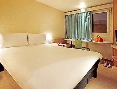 фото отеля Ibis Barcelona Molins de Rei