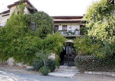 фото отеля Vasilias Nikoklis Inn Paphos