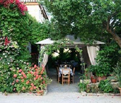 фото отеля Vasilias Nikoklis Inn Paphos