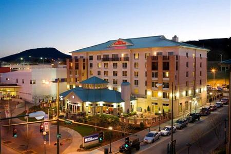 фото отеля Hilton Garden Inn Chattanooga Downtown