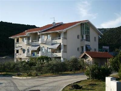 фото отеля Zlatni Lav Hotel & Restaurant Cres
