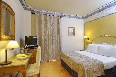 фото отеля Hotel Eurostars Regina