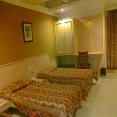 фото отеля Hotel Sarthak