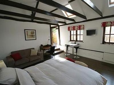 фото отеля Cambridge Serviced Apartments