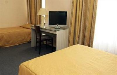 фото отеля Ibis Styles Bayonne Gare Centre