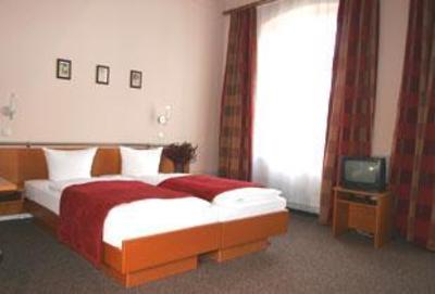 фото отеля Hotel Pension Arta
