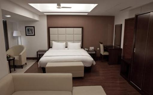 фото отеля Hotel Paramount Tower