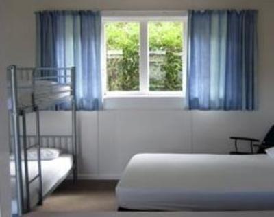 фото отеля Whangarei Falls Backpackers