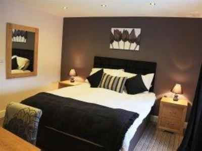 фото отеля The Three Horseshoes Hotel