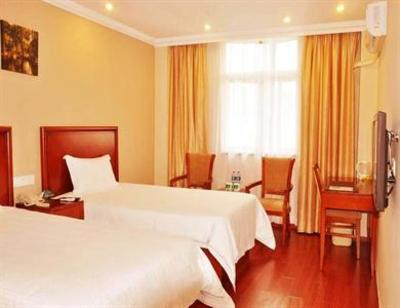 фото отеля Greentree Inn Shenzhen Zhong Ying Street Express Hotel