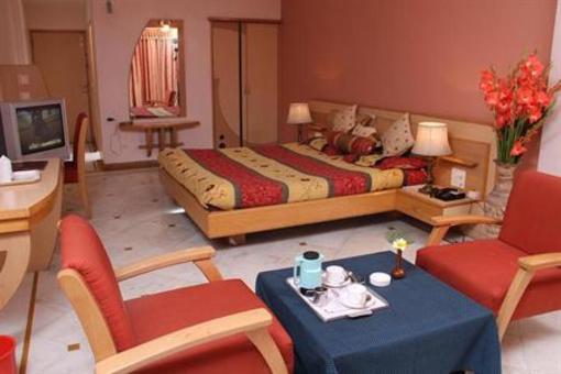 фото отеля Hotel Natraj Rishikesh
