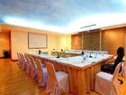 фото отеля Andaman Beach Suites Phuket